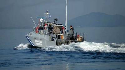 Λέσβος: Βυθίστηκε φορτηγό πλοίο με 14 άτομα πλήρωμα